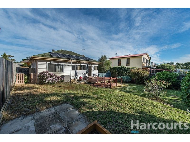 21 Burrawong Ave, Seaford VIC 3198