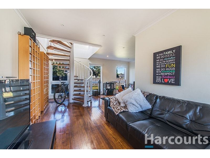 10 Elisdon Drive, Seaford VIC 3198