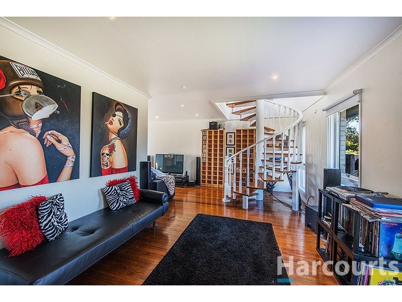 10 Elisdon Drive, Seaford VIC 3198