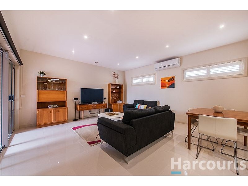 2B Park Street, Seaford VIC 3198