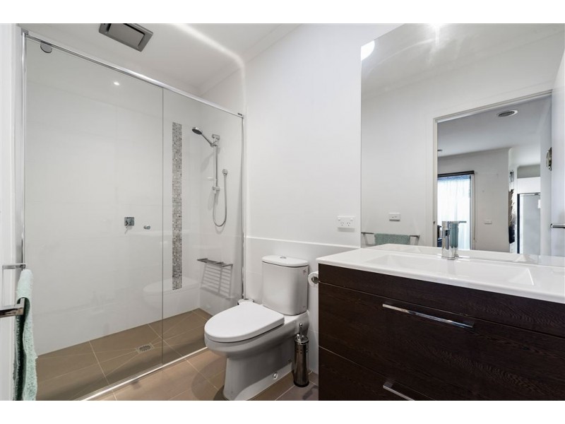 2A Northcote Street, Seaford VIC 3198