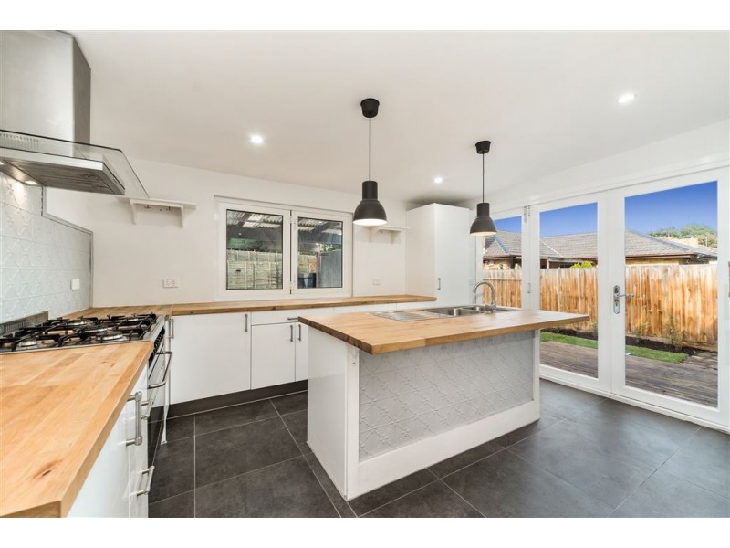 9 Swift Street, Frankston VIC 3199
