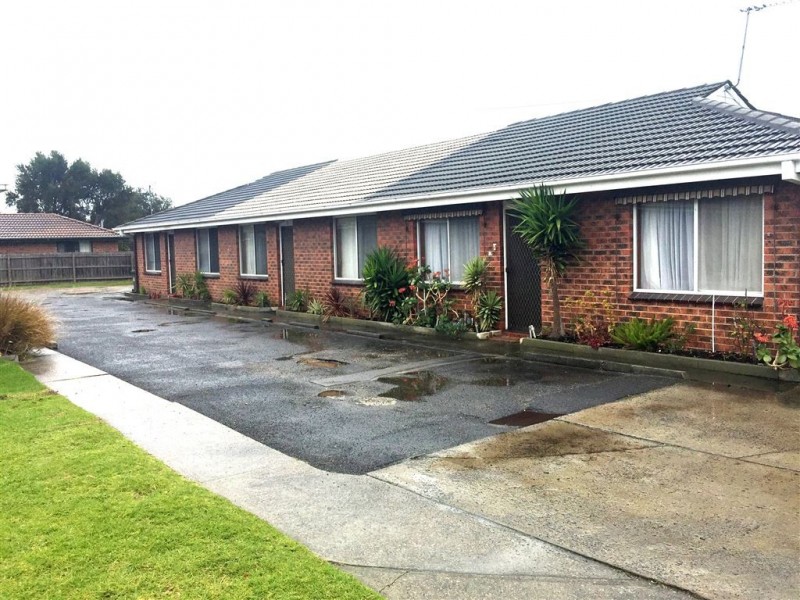 2/1 Braemar Steet, Seaford VIC 3198