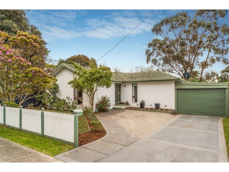 12 Madden Street, Seaford VIC 3198