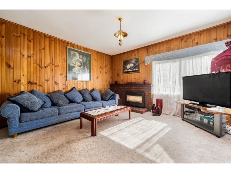 44 Rosslyn Avenue, Seaford VIC 3198