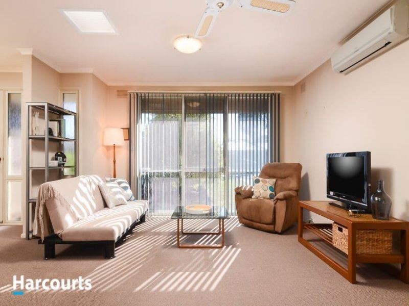 22 Emanuel Drive, Seaford VIC 3198