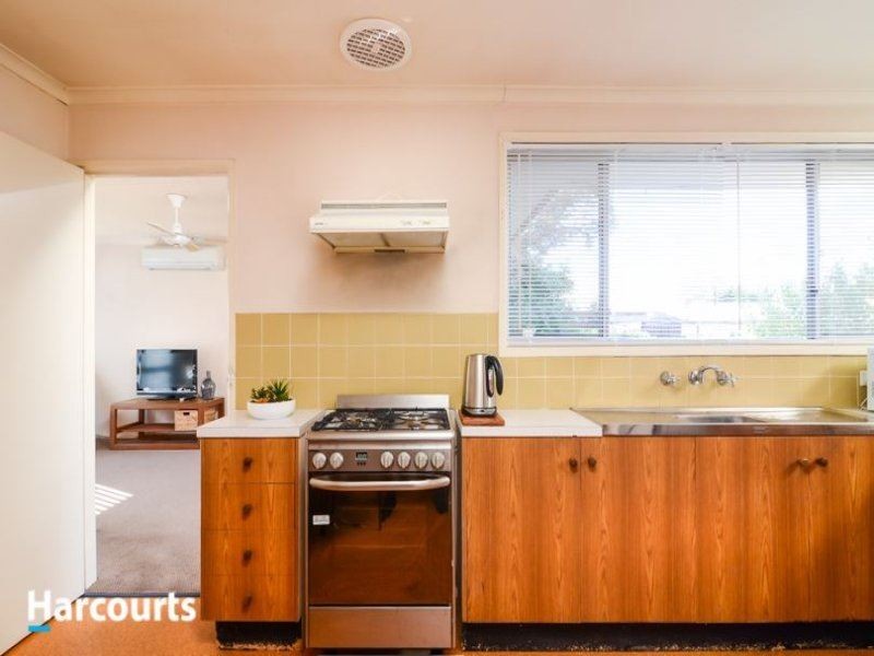 22 Emanuel Drive, Seaford VIC 3198