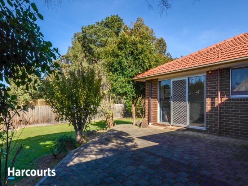 22 Emanuel Drive, Seaford VIC 3198