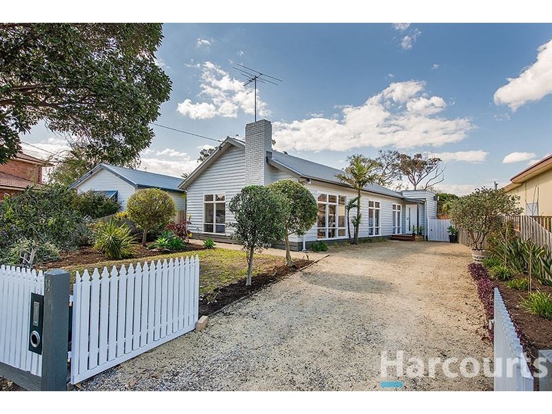 38 Nabilla Ave, Seaford VIC 3198