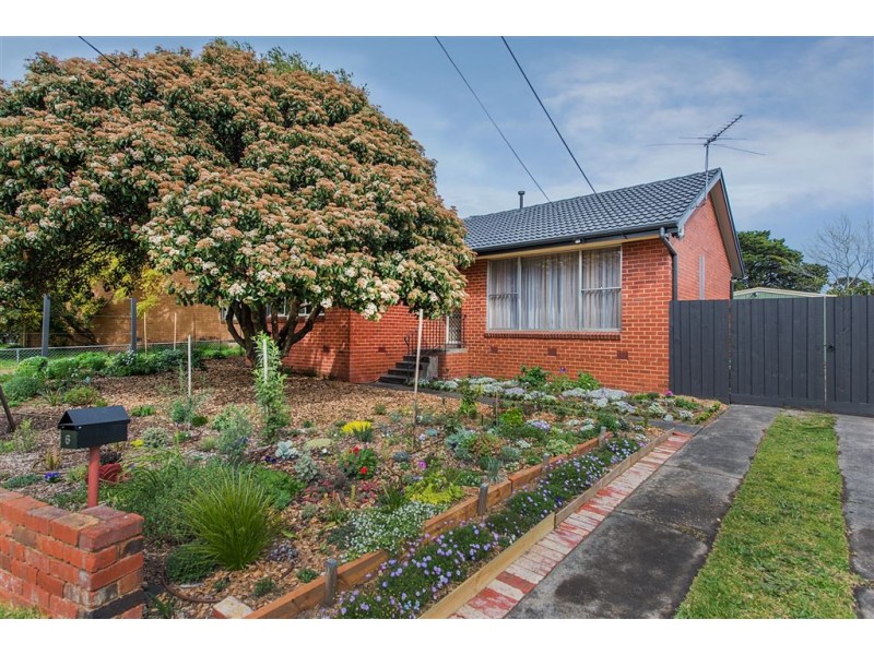 6 Brunning Crescent, Frankston North VIC 3200