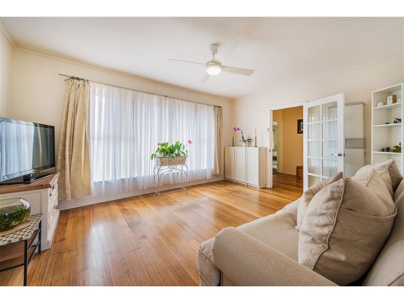 6 Brunning Crescent, Frankston North VIC 3200