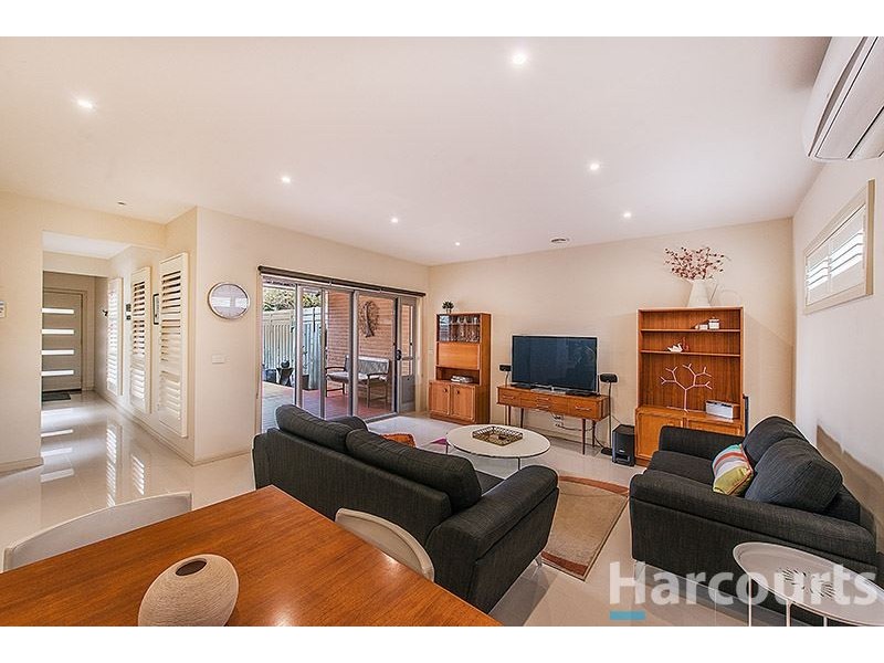 2B Park Street, Seaford VIC 3198