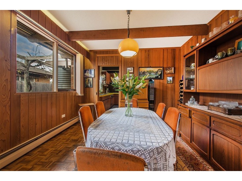 10 Selsey Street, Seaford VIC 3198