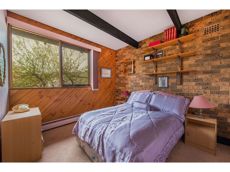 10 Selsey Street, Seaford VIC 3198