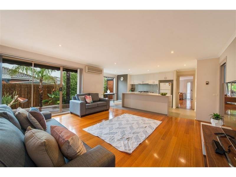 9 Lexton Crt, Seaford VIC 3198