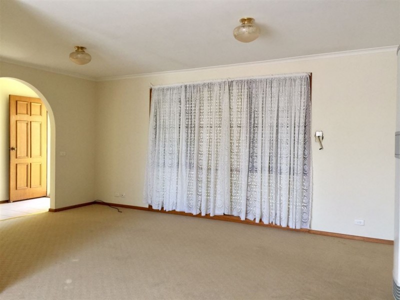 45 Forest Drive, Frankston North VIC 3200