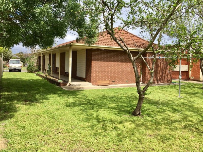 45 Forest Drive, Frankston North VIC 3200