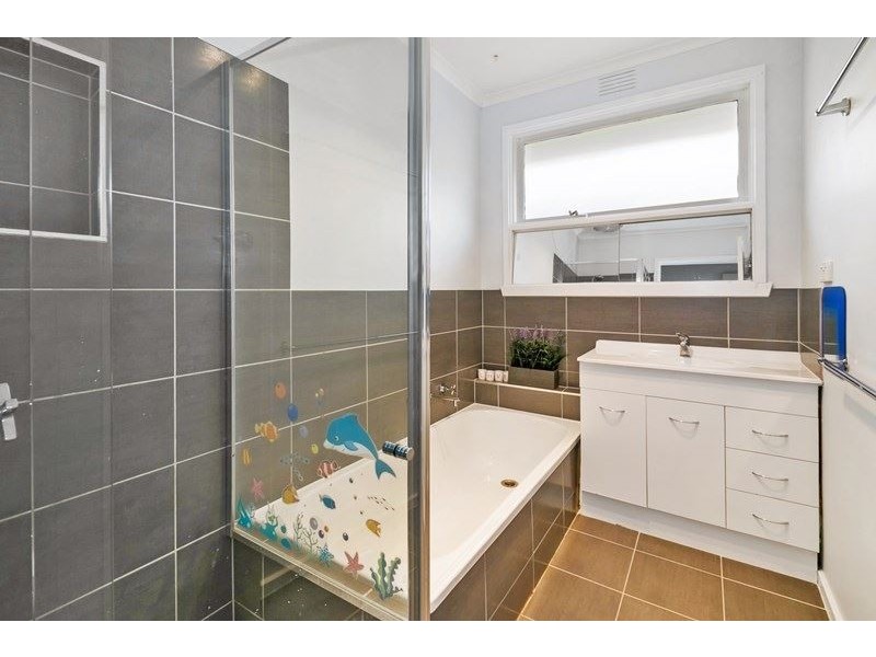 6 Benelong Crescent, Seaford VIC 3198
