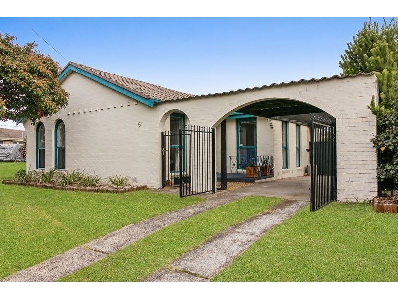 6 Benelong Crescent, Seaford VIC 3198