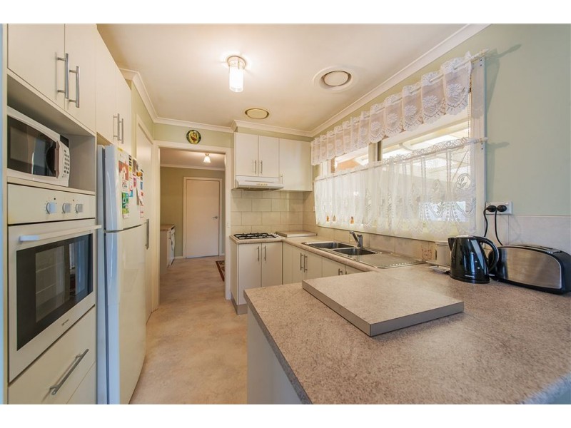 61 Maple Street, Seaford VIC 3198