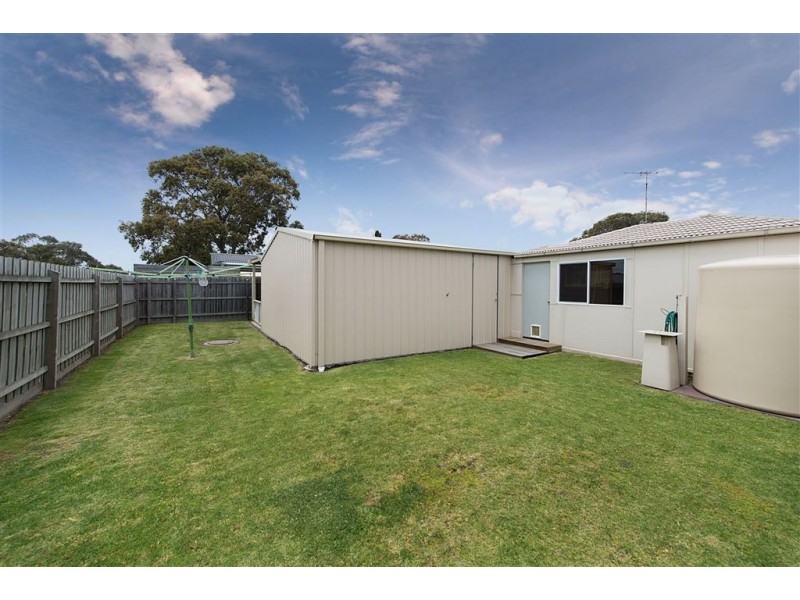 61 Maple Street, Seaford VIC 3198