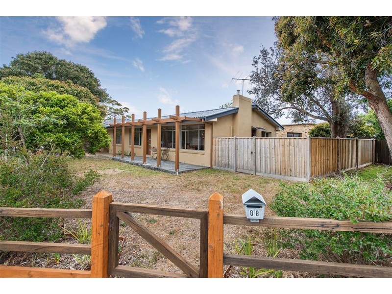 88 Kirkwood Avenue, Seaford VIC 3198