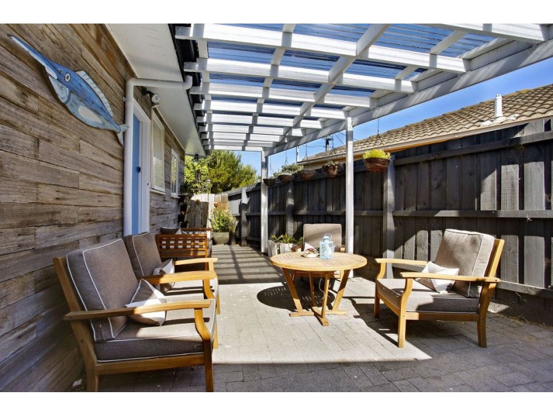 2 464 Station Street, Bonbeach VIC 3196