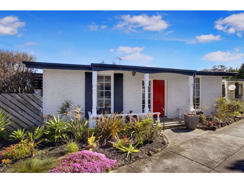 2 464 Station Street, Bonbeach VIC 3196