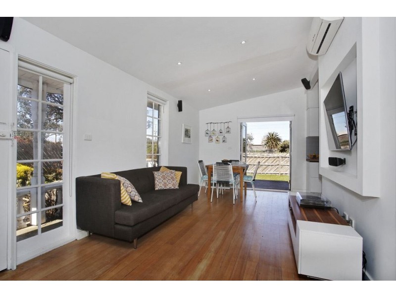 2 464 Station Street, Bonbeach VIC 3196