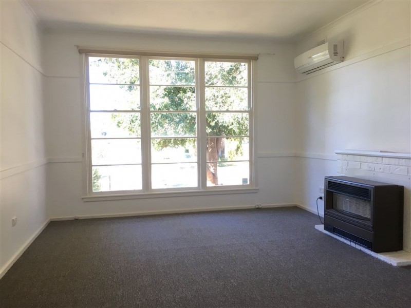 42 Frome Avenue, Frankston VIC 3199