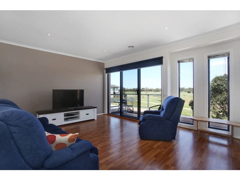 6 Trinity Court, Patterson Lakes VIC 3197