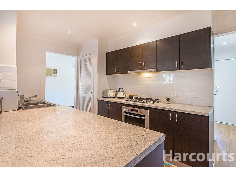 16 Charleville Court, Carrum Downs VIC 3201