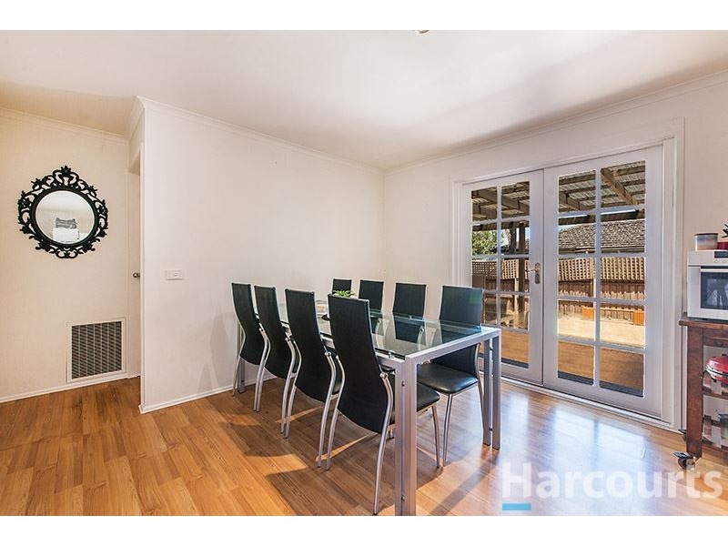 16 Charleville Court, Carrum Downs VIC 3201