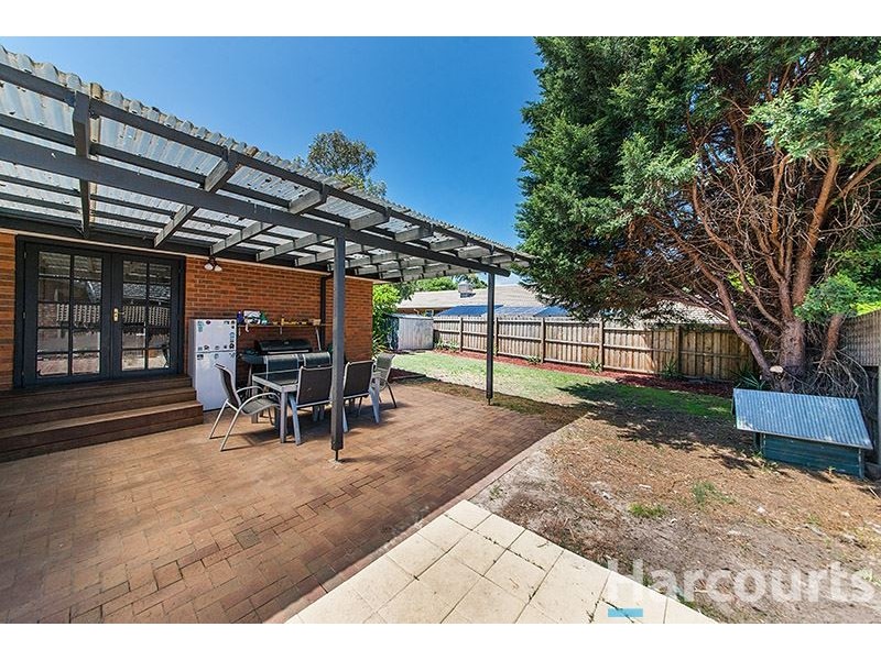 16 Charleville Court, Carrum Downs VIC 3201
