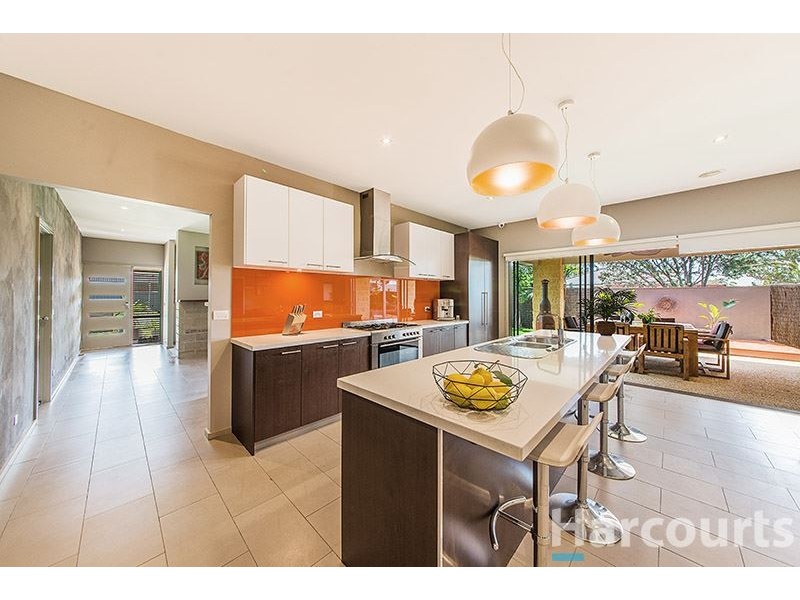 29 Ferndown Drive, Cranbourne VIC 3977