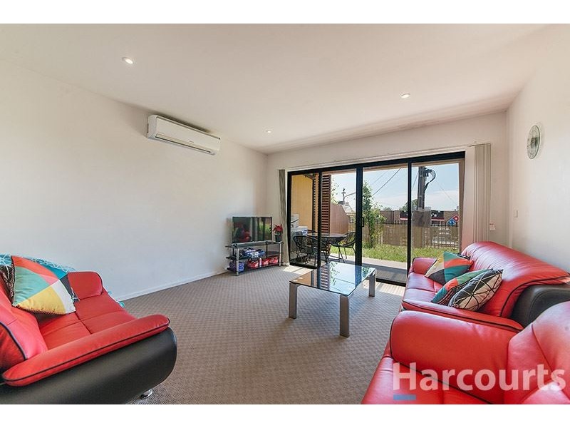 2/5 Culcairn Drive, Frankston South VIC 3199
