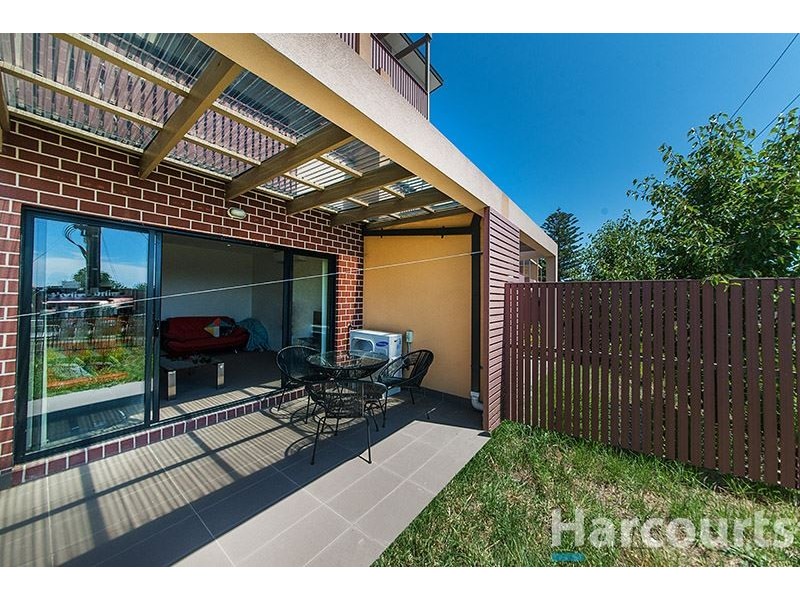 2/5 Culcairn Drive, Frankston South VIC 3199