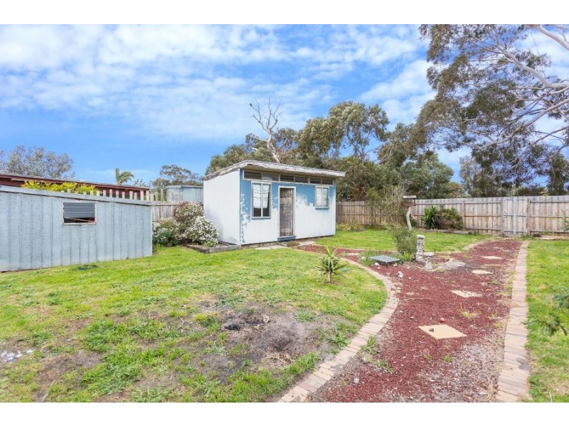 4 Clovelly Parade, Seaford VIC 3198