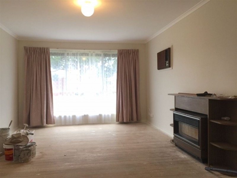 35 Silvertop Crescent, Frankston North VIC 3200