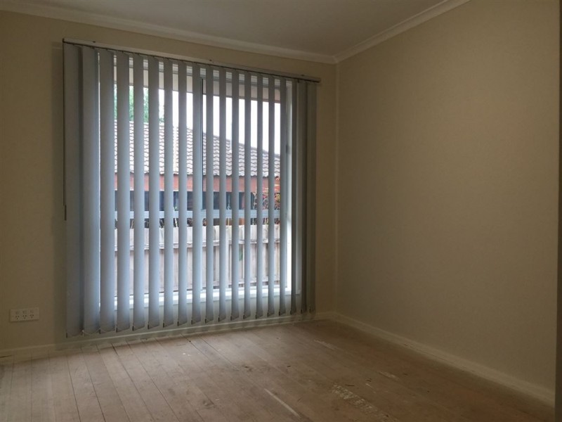 35 Silvertop Crescent, Frankston North VIC 3200