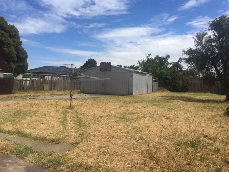 41 Bouvardia Crescent, Frankston North VIC 3200