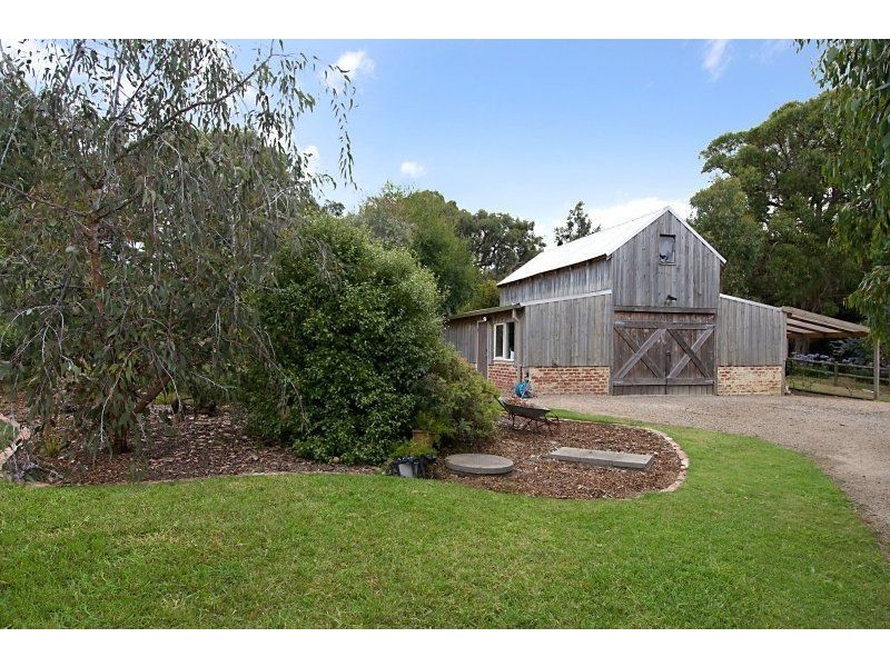 17 Clifford Drive, Tyabb VIC 3913
