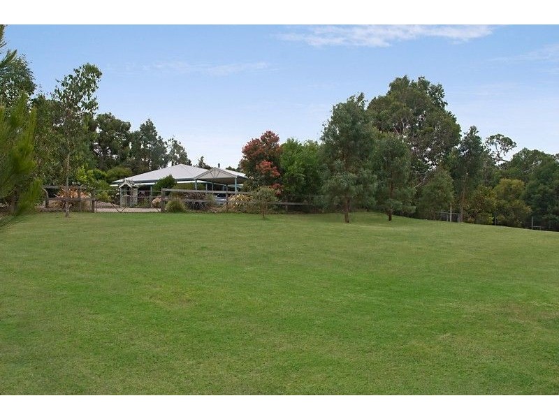 17 Clifford Drive, Tyabb VIC 3913