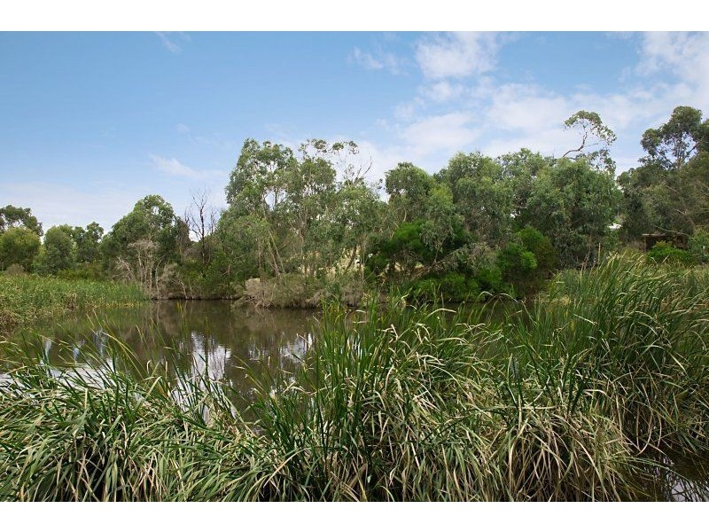 17 Clifford Drive, Tyabb VIC 3913