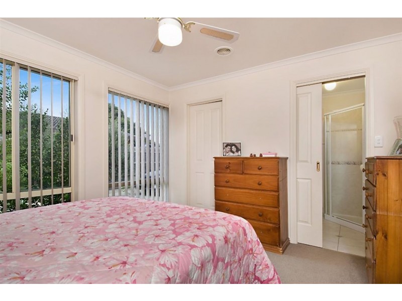 3/11 Raymond Street, Somerville VIC 3912