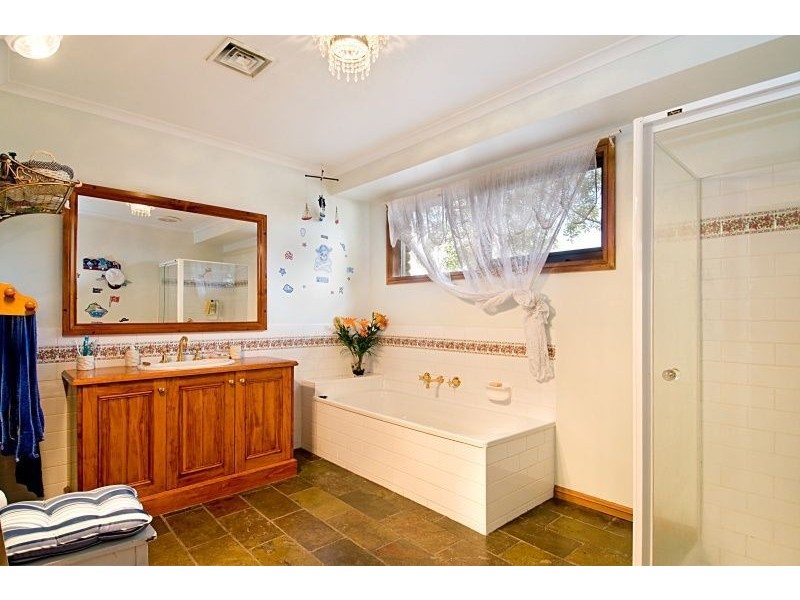 5 Bayliss Court, Pearcedale VIC 3912