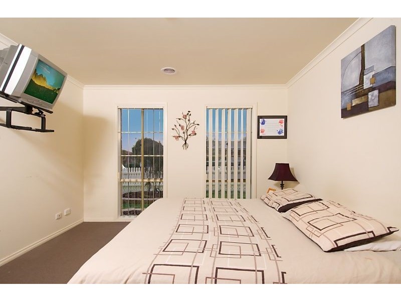 8 Arleon Court, Somerville VIC 3912