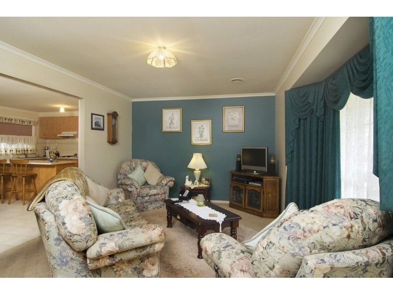 4 The Knoll, Somerville VIC 3912