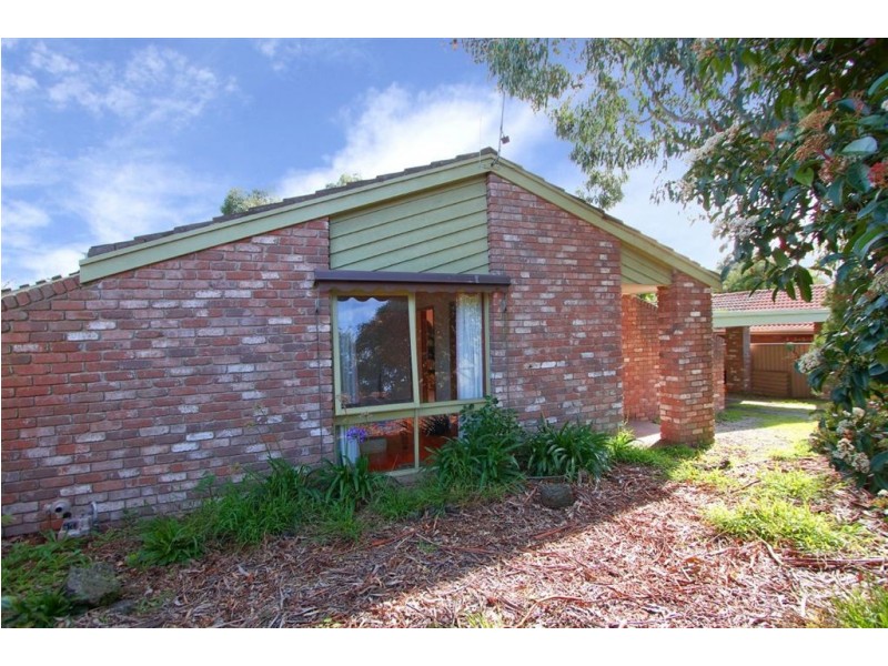 131 Rosedale Grove, Frankston South VIC 3199