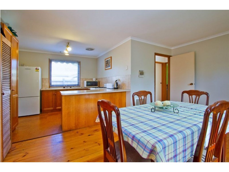 131 Rosedale Grove, Frankston South VIC 3199